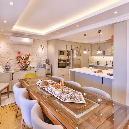 Sea Front Ultra Luxury Kalkan 빌라 카스